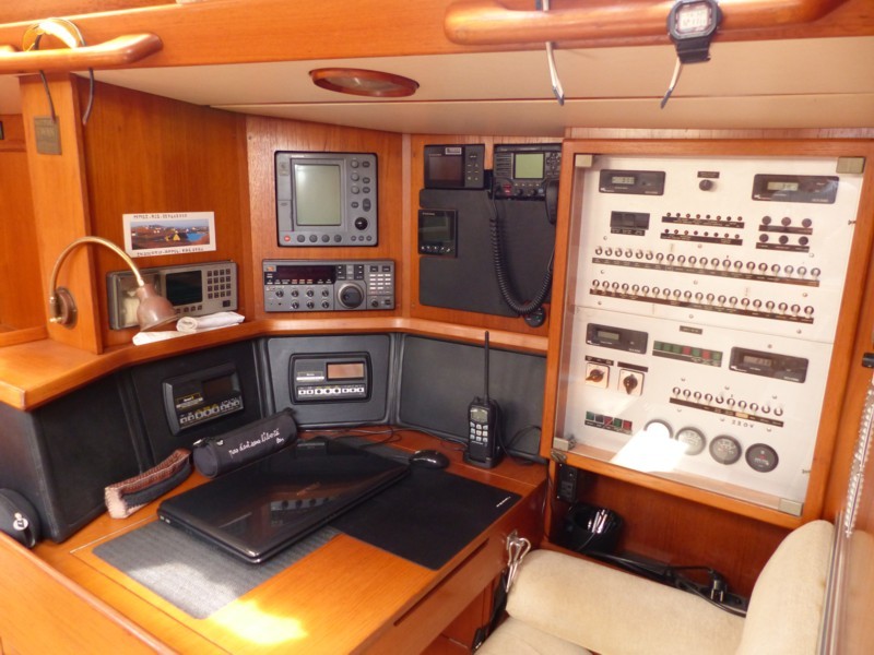 Swan 53 intérieur -13.JPG